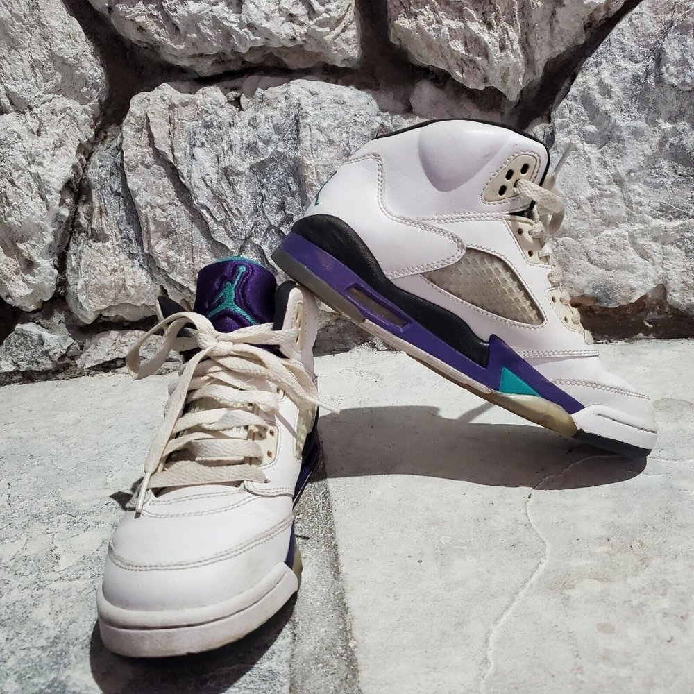Jordan 5 Retro Grape (2013) (GS) - 440888-108 5.5Y or Women's 7